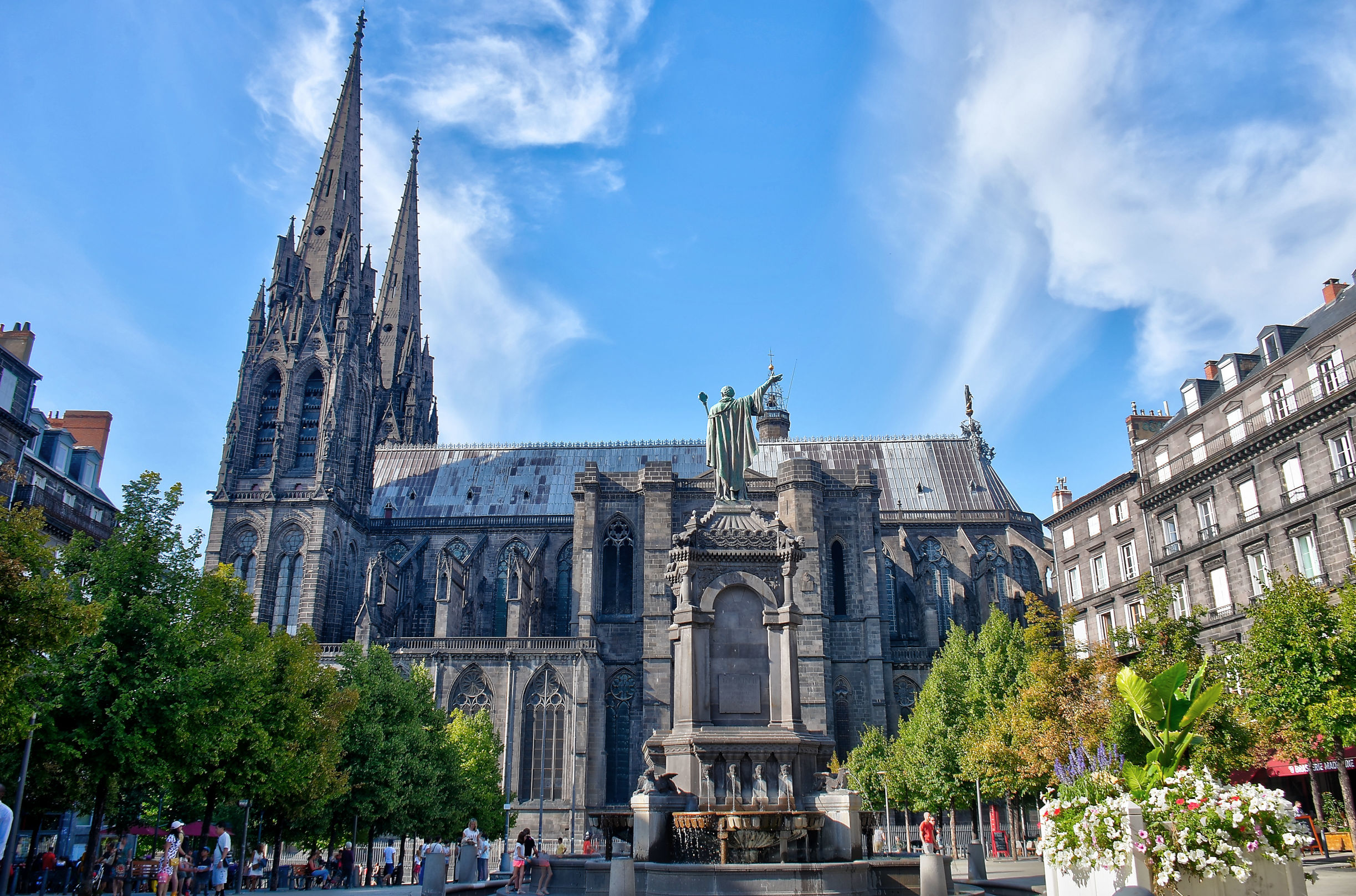 Cathedral "Notre Dame de Clermont"